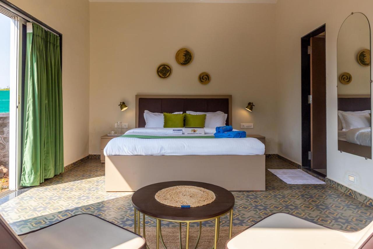 Saffronstays Apricus Farm, Karjat Zewnętrze zdjęcie
