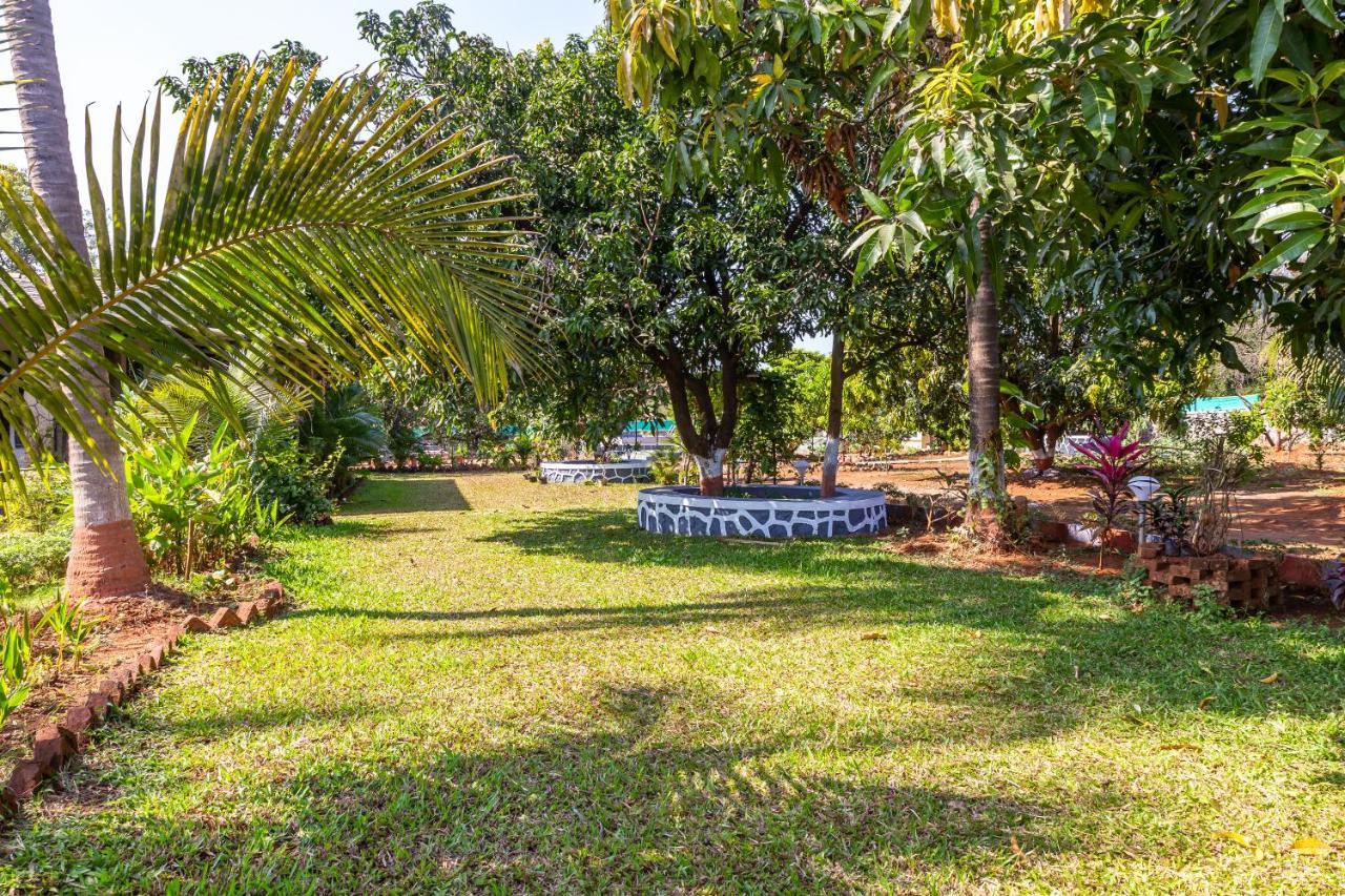 Saffronstays Apricus Farm, Karjat Zewnętrze zdjęcie